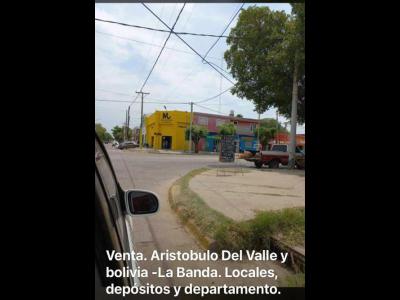 Oficinas y Locales Venta Santiago Del Estero Vendo importante esquina en Aristobulo Del Valle y Bolivia. La Banda.